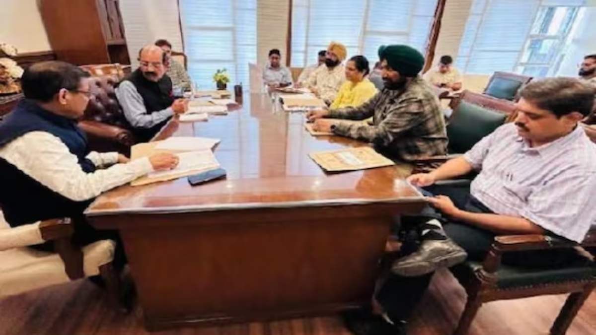 Punjab New Cabinet Minister Held a Review Meeting