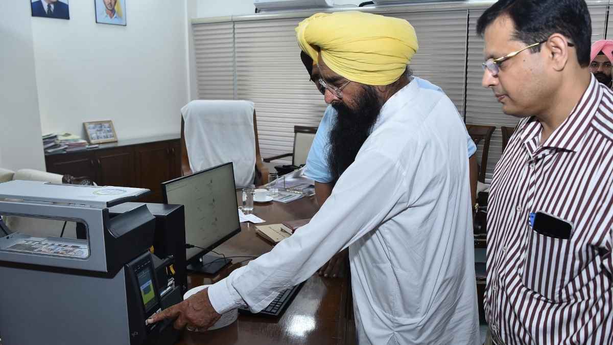 QR कोड से पता चलेगा बीज असली है या नकली, पंजाब सरकार की इस तकनीक से किसानों को बड़ा फायदा