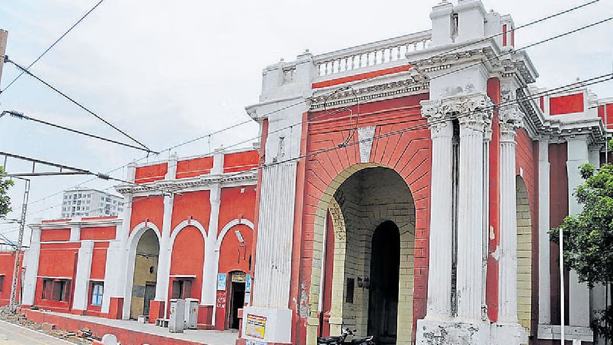 Royapuram Railway Station