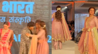 Hina Khan Ramp Walk For Cancer Patients