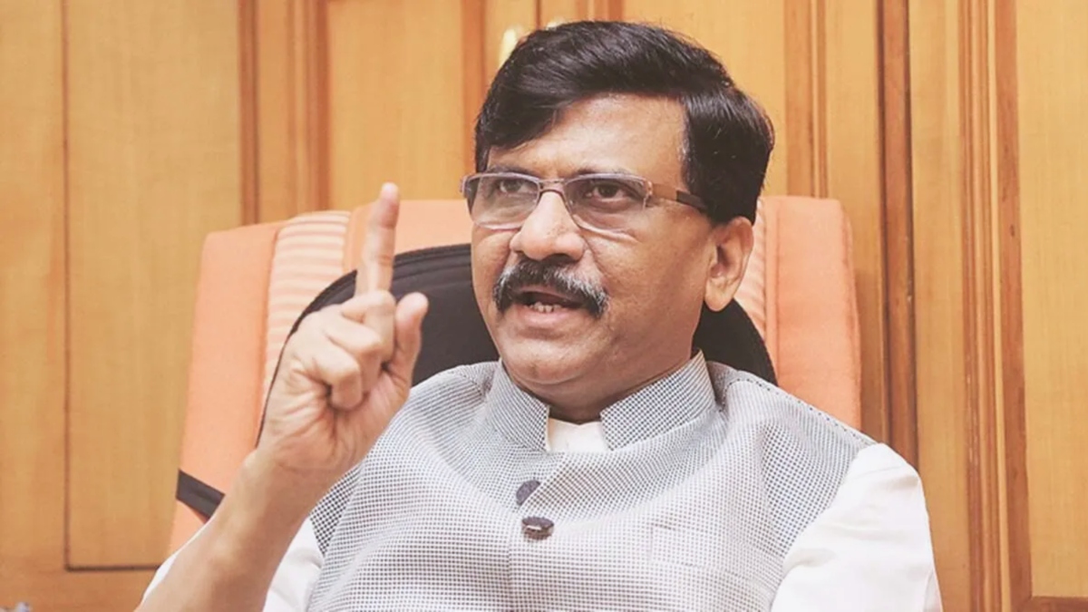 Sanjay Raut Slams Eknath Shinde and Ajit pawar on Party Symbol