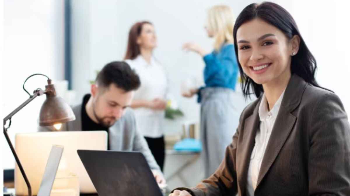 Sarkari Naukri: महिलाओं के लिए निकली बंपर भर्तियां! महिला स्वास्थ्य कार्यकर्ता के लिए मांगे गए आवेदन