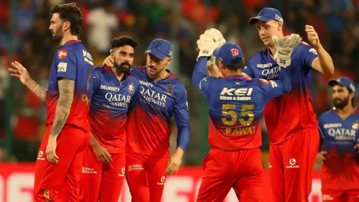 Video: RCB इन 3 खिलाड़ियों को कर सकती है रिटेन, क्या फाफ और मैक्सवेल होंगे रिलीज?