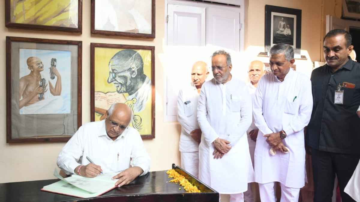PM मोदी की राह पर चले गुजरात सीएम भूपेन्द्र पटेल, उपहारों की करेंगे ई-नीलामी