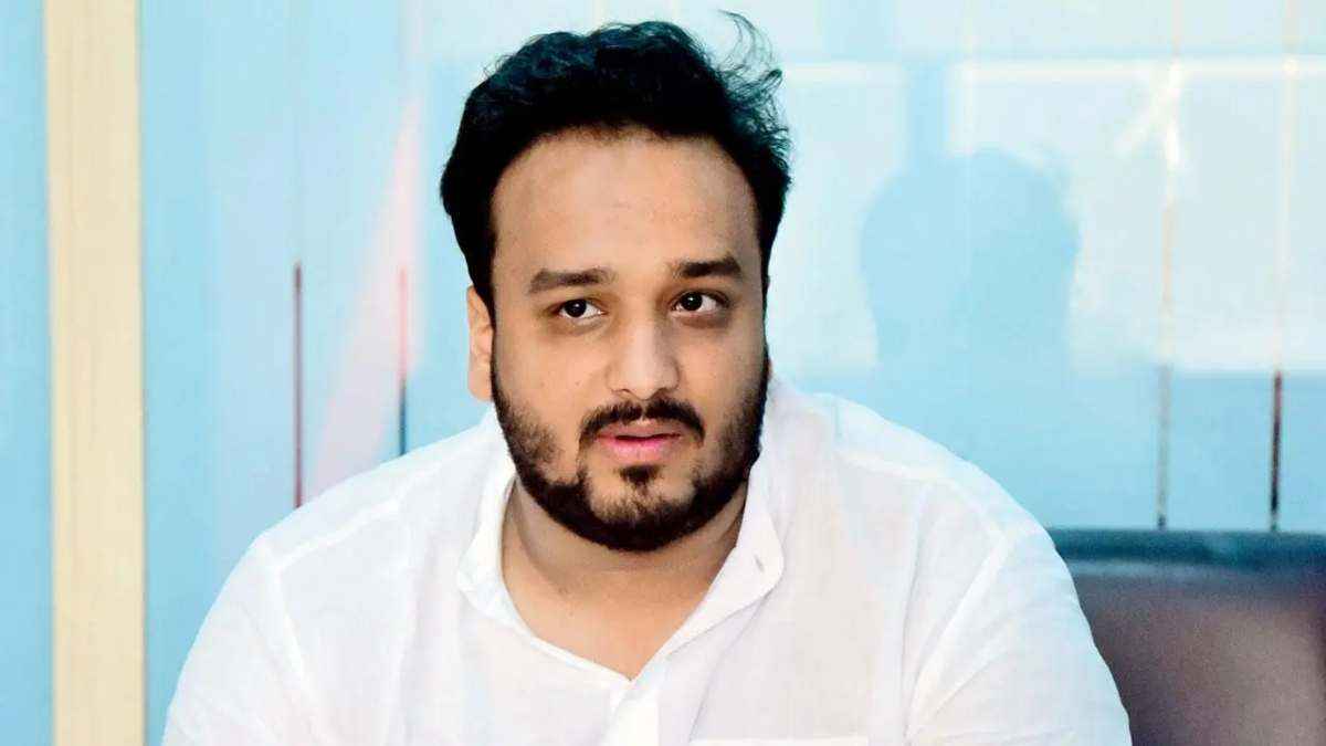 लंदन से पढ़ाई, वांद्रे पूर्व से विधायक, बेटे जीशान को इस तरह अपनी 'विरासत' सौंप गए बाबा सिद्दीकी