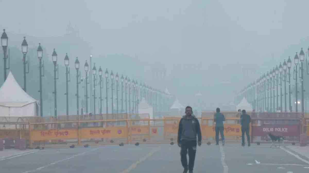Delhi Air Pollution: साफ हुई दिल्ली-NCR की आबोहवा; हटाया गया GRAP-III प्रतिबंध delhi weather aqi update