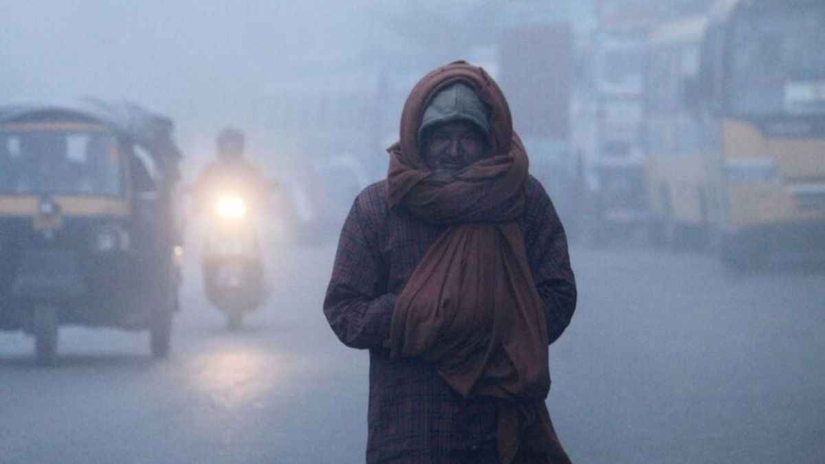 UP Weather: 2 दिन बारिश, कोहरे से बदलेगा यूपी का मौसम, 10 जिलों का तापमान, पढ़ें अपडेट