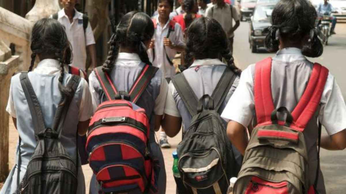 भीषण ठंड के कारण गाजियाबाद में 18 जनवरी तक बंद रहेंगे स्कूल; डीएम ने जारी किया आदेश