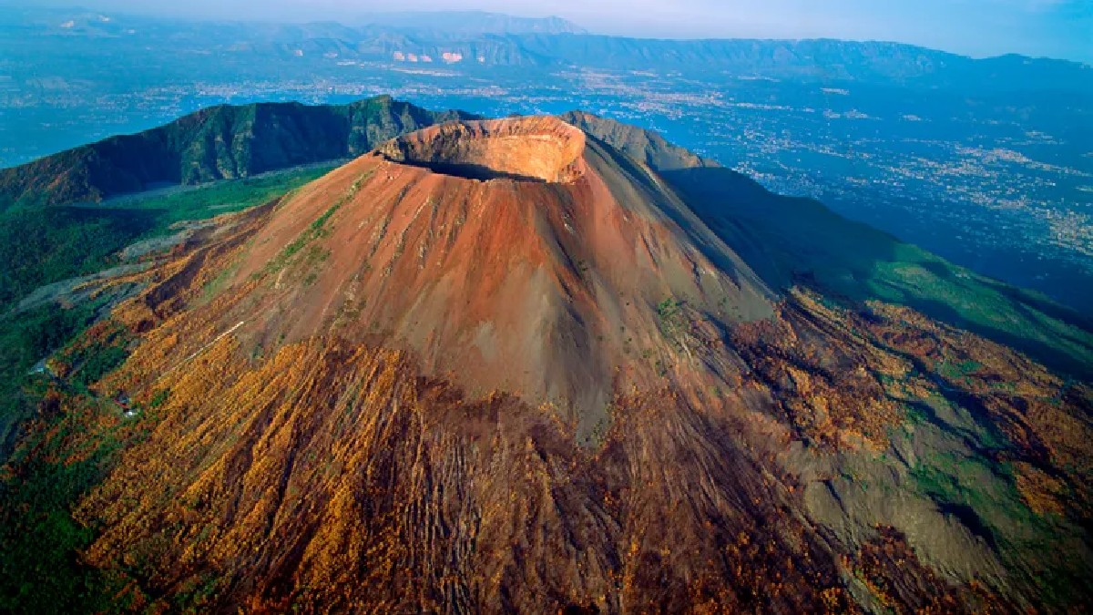 Mount Vesuvius 