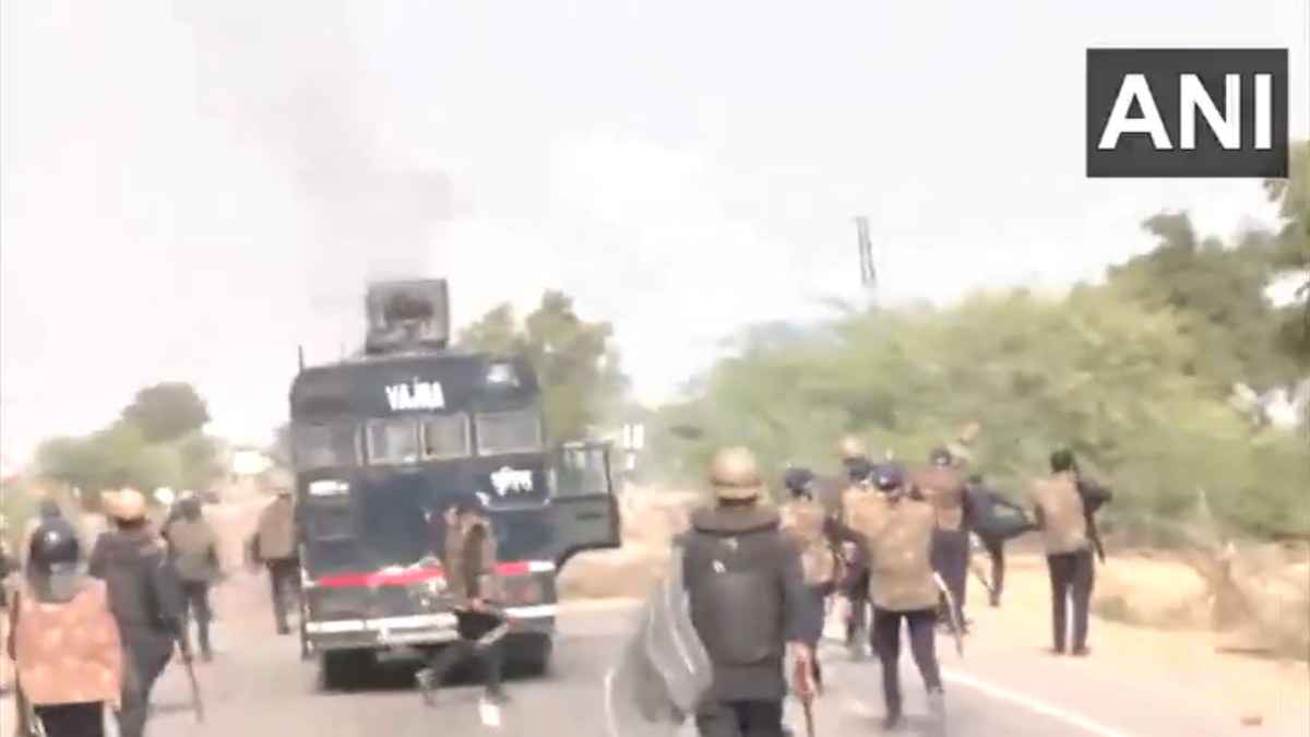 नरेश मीणा की गिरफ्तारी के बाद बवाल, समर्थकों का पथराव-आगजनी, हिस्ट्रीशीट खोलने की तैयारी में पुलिस