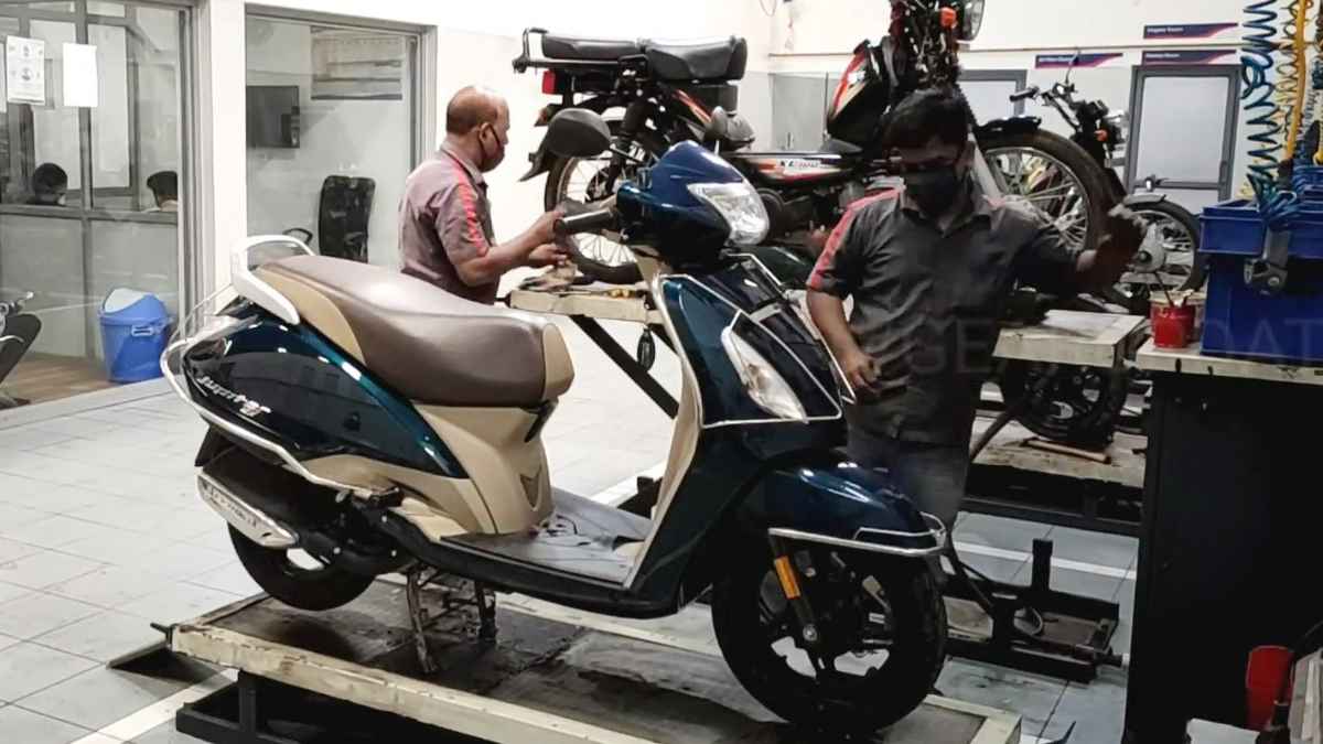 फ्री सर्विस खत्म होने के बाद वाहन चालक भूलकर भी ये गलती न करें, पड़ेगा पछताना