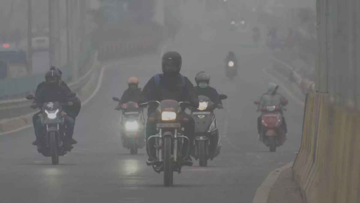 Bihar Weather: सर्दी के कपड़े निकालने का आ गया समय! बिहार में आने वाली है कड़ाके की ठंड, पढ़ें वेदर अपडेट