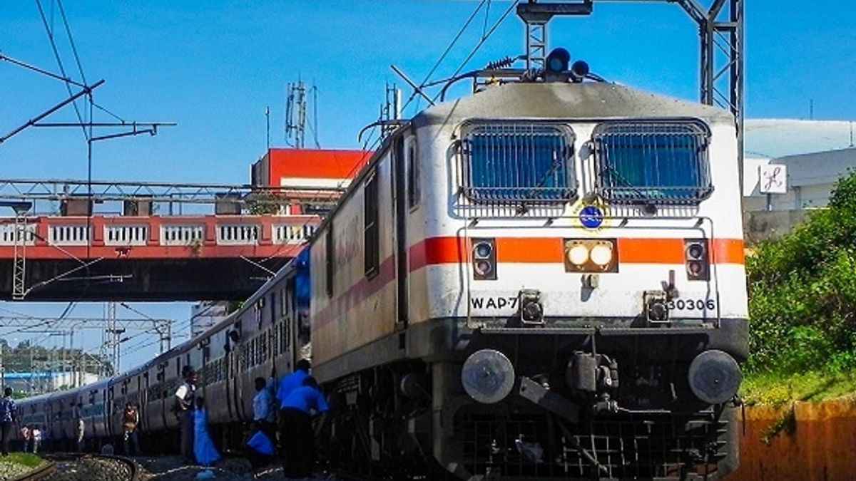 Indian Railways: 1 नवंबर को बुक करने जा रहे हैं ट्रेन टिकट? पहले जान लीजिए नया नियम