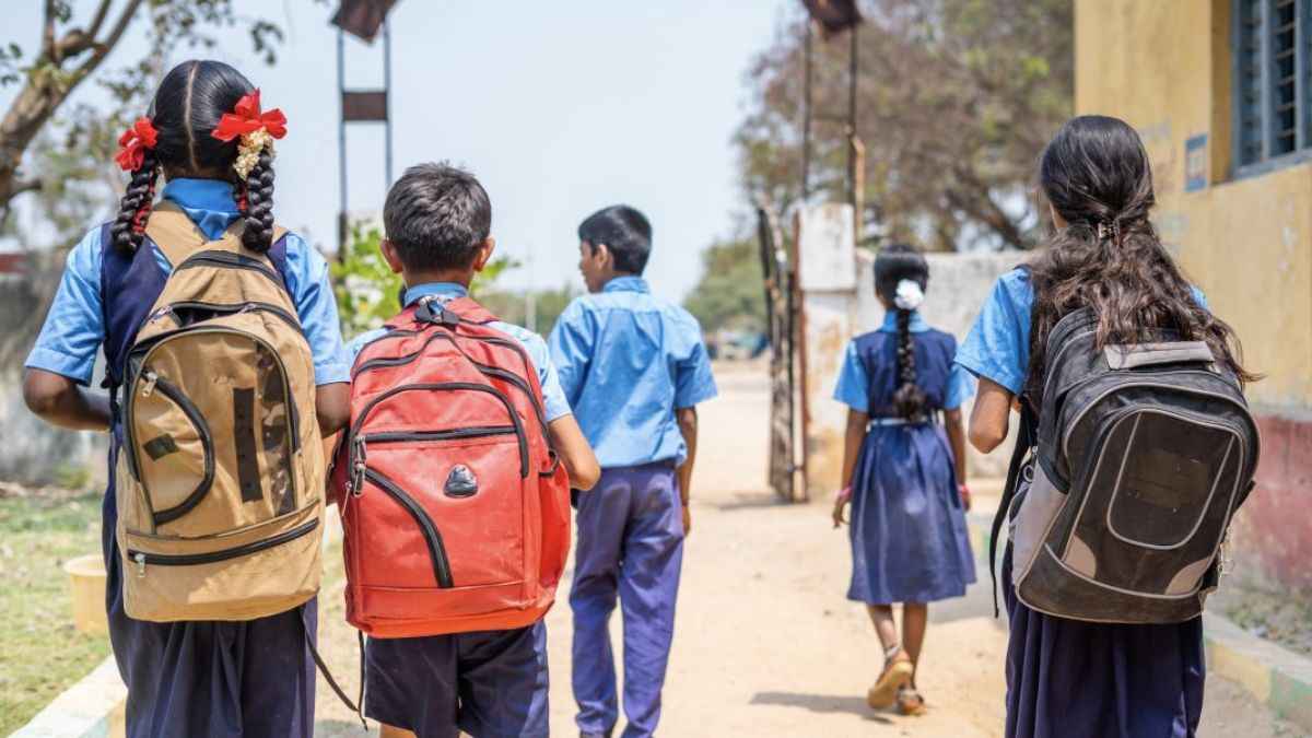 दिल्ली और राजस्थान के स्कूलों के खिलाफ CBSE ने लिया एक्शन, 21 स्कूलों की रद्द की मान्यता