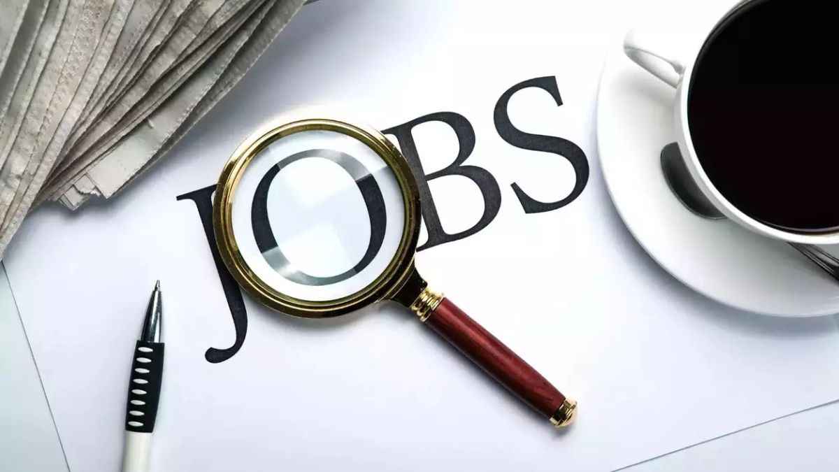UP Jobs: उत्तर प्रदेश के युवा हो जाएं तैयार, मिलेंगी 1 करोड़ नौकरियां!