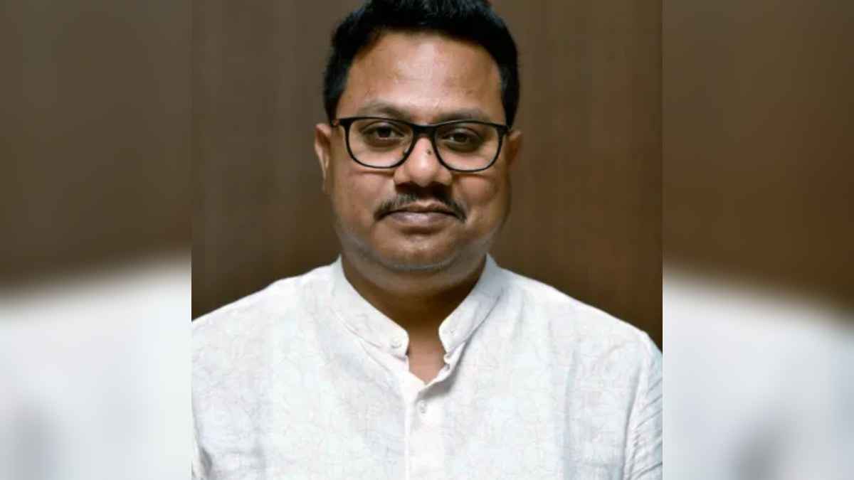 Jharkhand Chunav 2024: पिता के हत्यारे के सामने बेटा लड़ रहा इलेक्शन, क्या लगा पाएगा जीत की हैट्रिक?