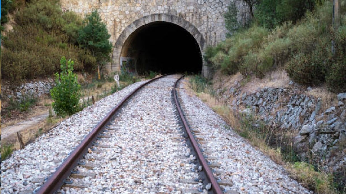 railway track 