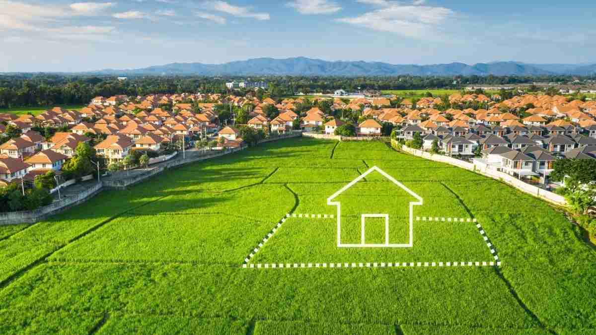YEIDA Plot Scheme: नोएडा में सस्ते प्लॉट लेने का आखिरी मौका, जल्द ही बंद हो जाएंगे आवेदन