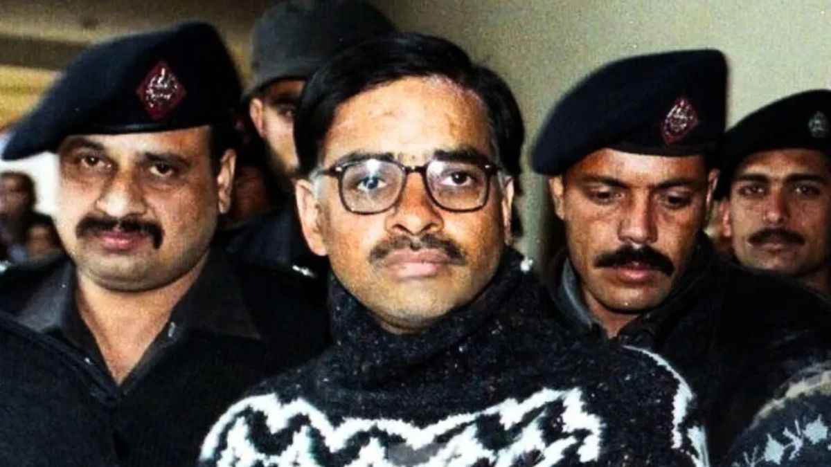 Crime Thriller Stories: 100 बच्चों के किए 100 टुकड़े, निशानी के तौर पर रखता था जूते; दिल दहला देगी सीरियल किलर की कहानी