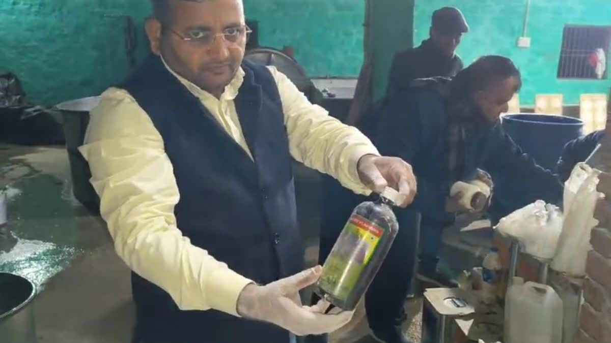 Bulandshahr: ये दूध आपके लिवर-किडनी कर देगा फेल..., फूड सेफ्टी विभाग की बड़ी कार्रवाई