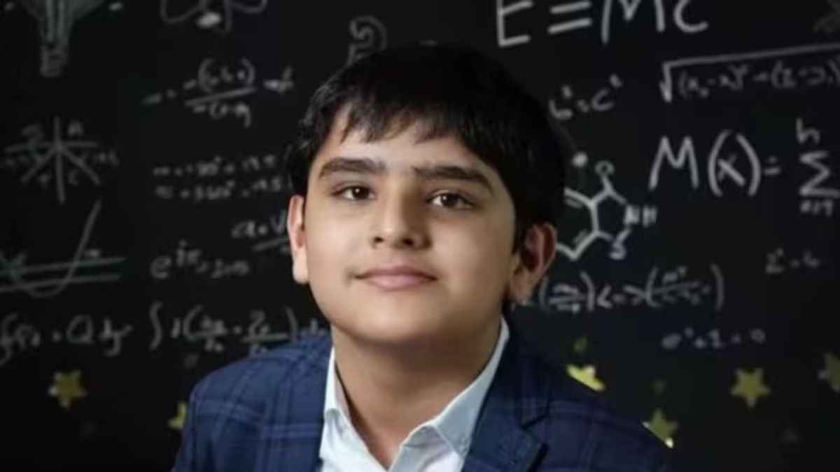 कमाल का है ये भारतवंशी बच्चा! IQ में आइंस्टीन और स्टीफन हॉकिंग से भी निकला आगे