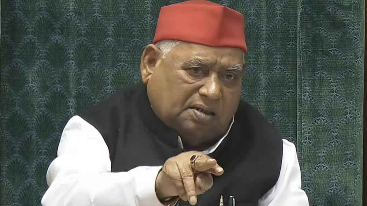 Video: 'गृह मंत्री का बयान बाबा साहब के सम्मान के खिलाफ', बोले सपा सांसद अवधेश प्रसाद