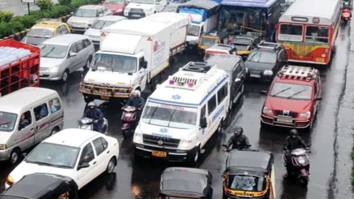 Ambulance Stuck Traffic Jam