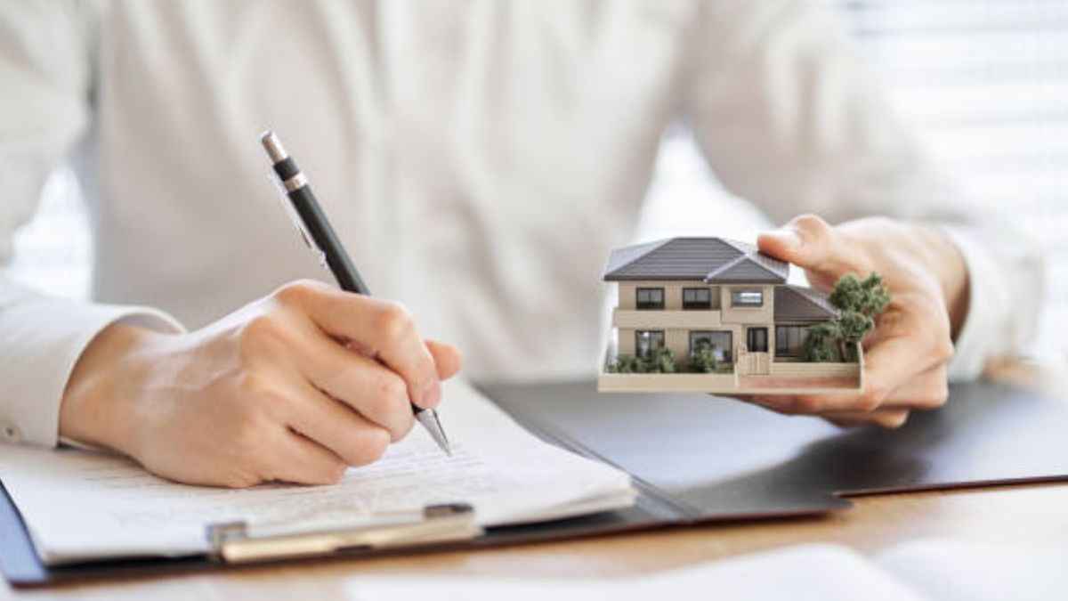 YEIDA Plot Scheme 2024: फिर नहीं मिलेगा ऐसा मौका! सस्ते प्लॉट वाली स्कीम में आज ही करें आवेदन