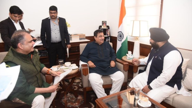 Harjot Singh Bains Met Nitin Gadkari Harjot Singh Bains Met Nitin Gadkari