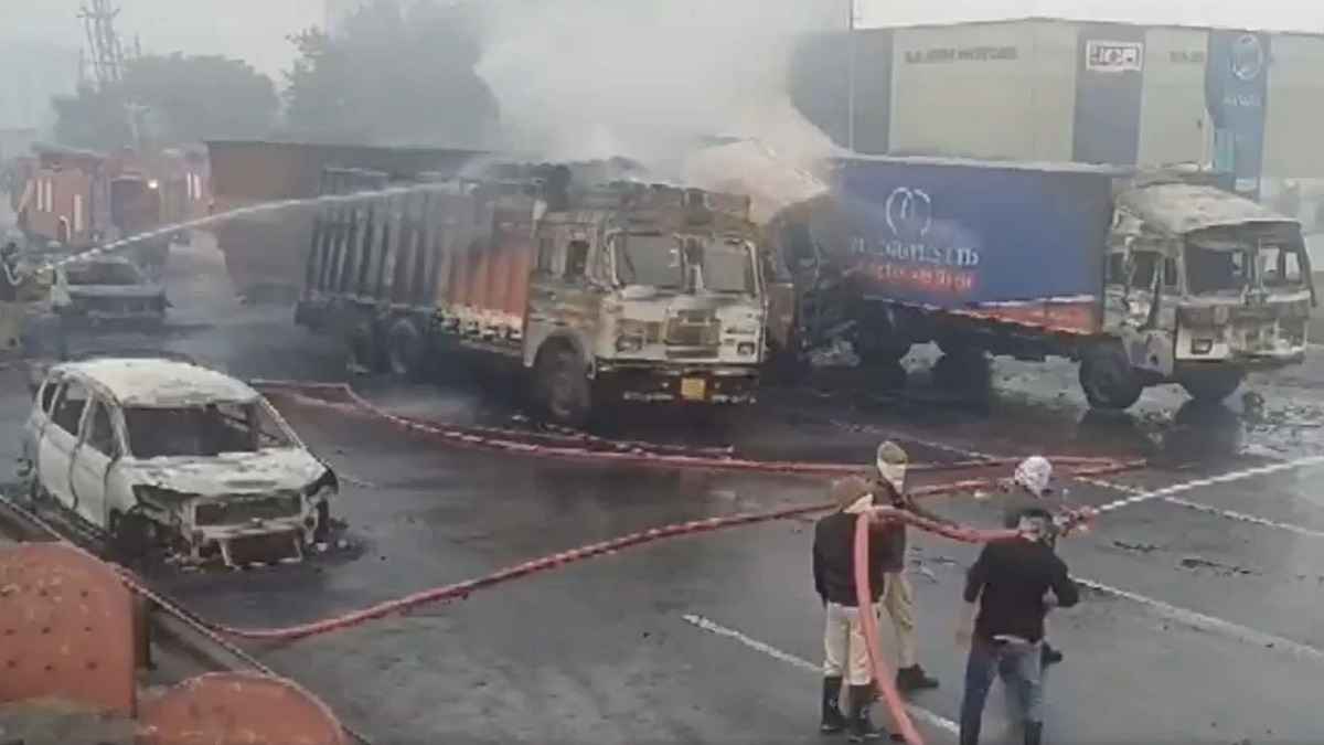 जयपुर में 5 लोग जिंदा जले, 15 से ज्यादा बुरी तरह झुलसे; केमिकल टैंकर में ब्लास्ट से जली 20 गाड़ियां