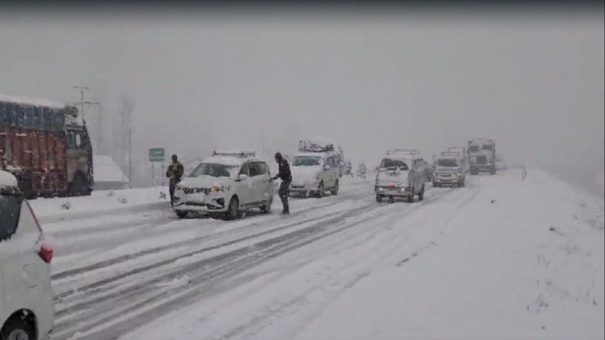 Jammu Kashmir Snowfall