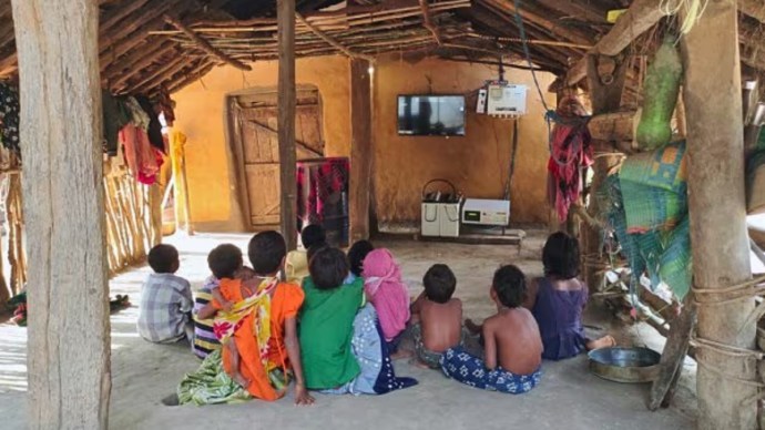 Puvarti Village First TV