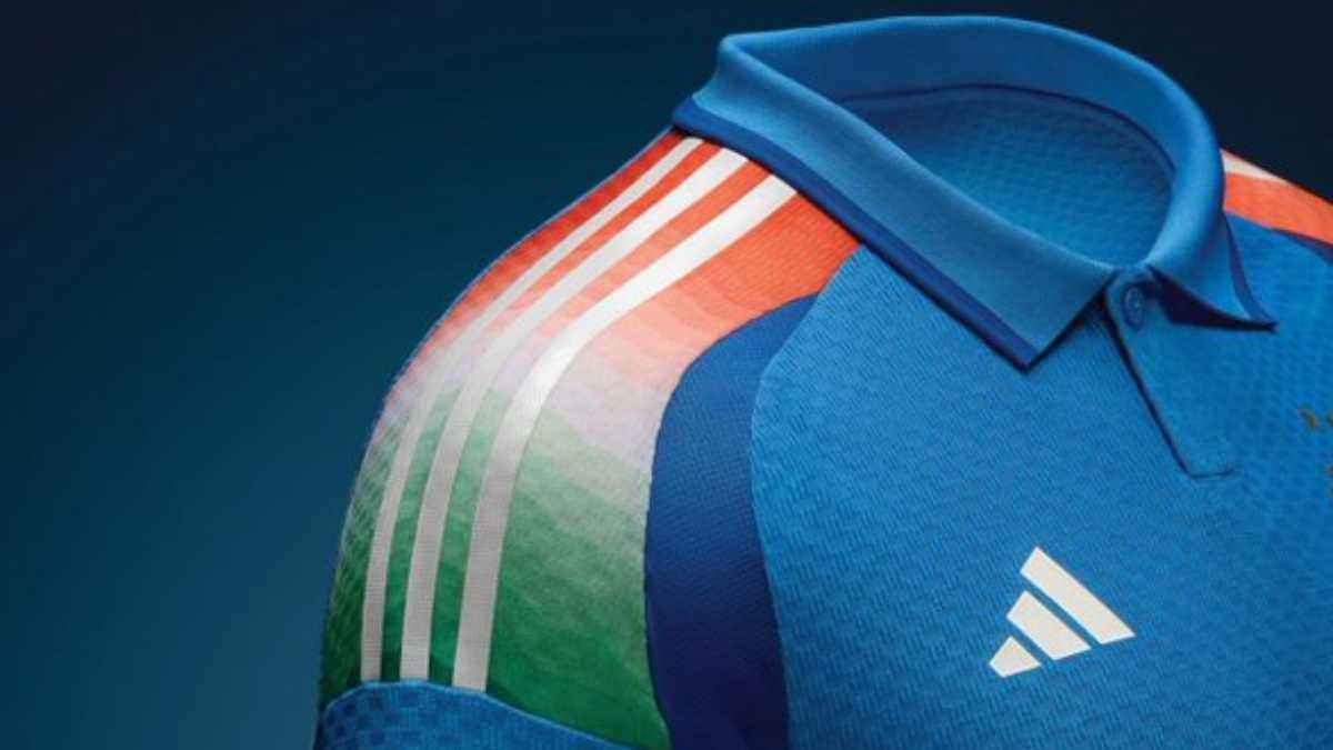कितने रुपये में मिल रही है टीम इंडिया की नई जर्सी? कीमत हजारों में