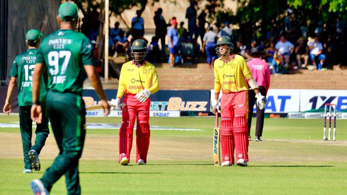 ZIM vs PAK: जिम्बाब्वे ने किया बड़ा उलटफेर, पाकिस्तान को रोमांचक मैच में चटाई धूल