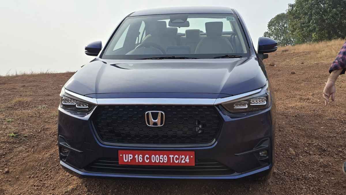 नई Honda Amaze कितनी वैल्यू फॉर मनी? नई डिजायर से कितनी बेहतर, खरीदने से पहले करें चेक