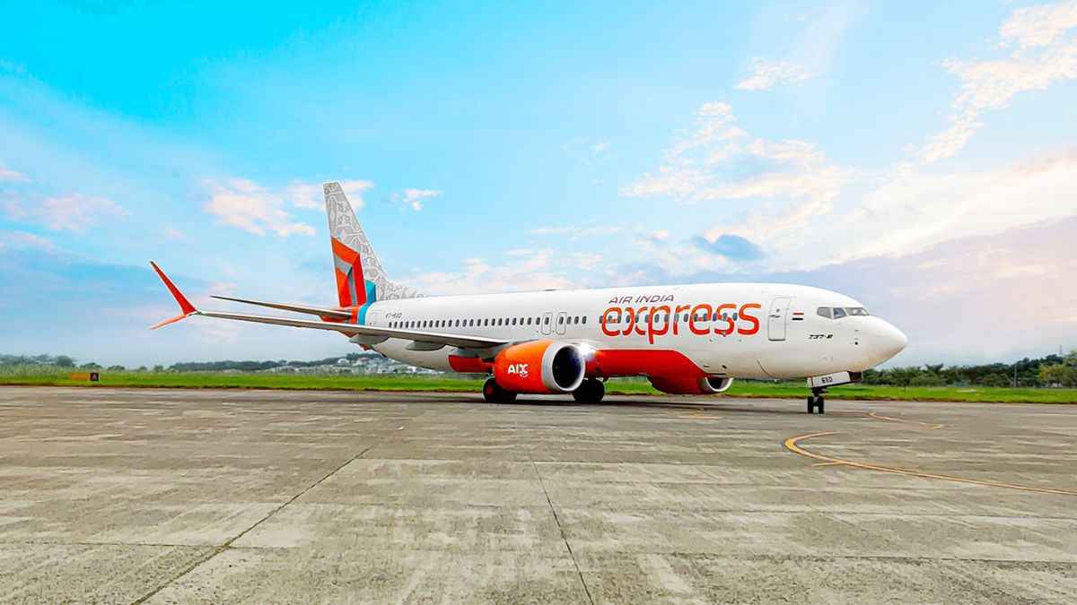 Air India Express: फ्लाइट में अब लेकर जा सकते हैं ज्यादा सामान, रूट्स पर बढ़ाई गई बैगेज की लिमिट