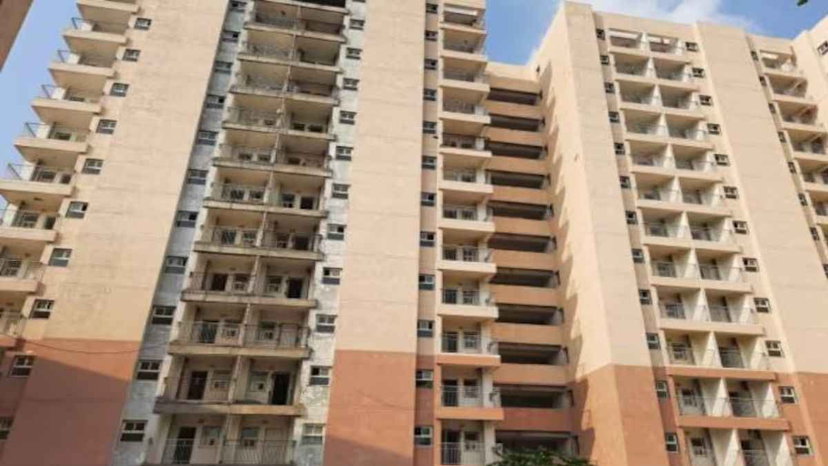 DDA Flat Scheme: दिल्ली में कल के बाद नहीं मिलेगा सस्ते फ्लैट लेने का मौका! आज ही करें आवेदन