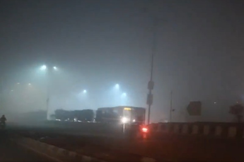 Delhi Fog Delhi Fog-1-2-3-4-5-6-7-8