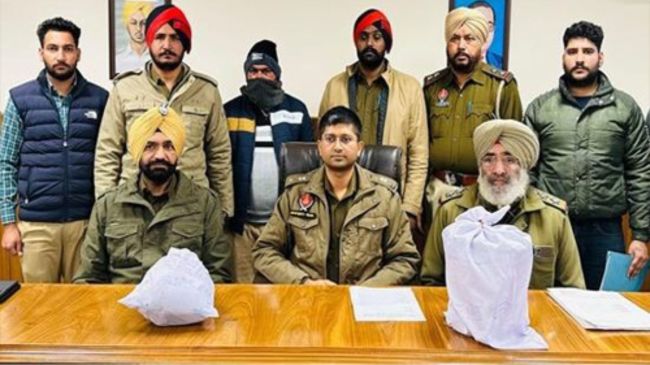 Drug Smuggling Gang Busted Drug Smuggling Gang Busted