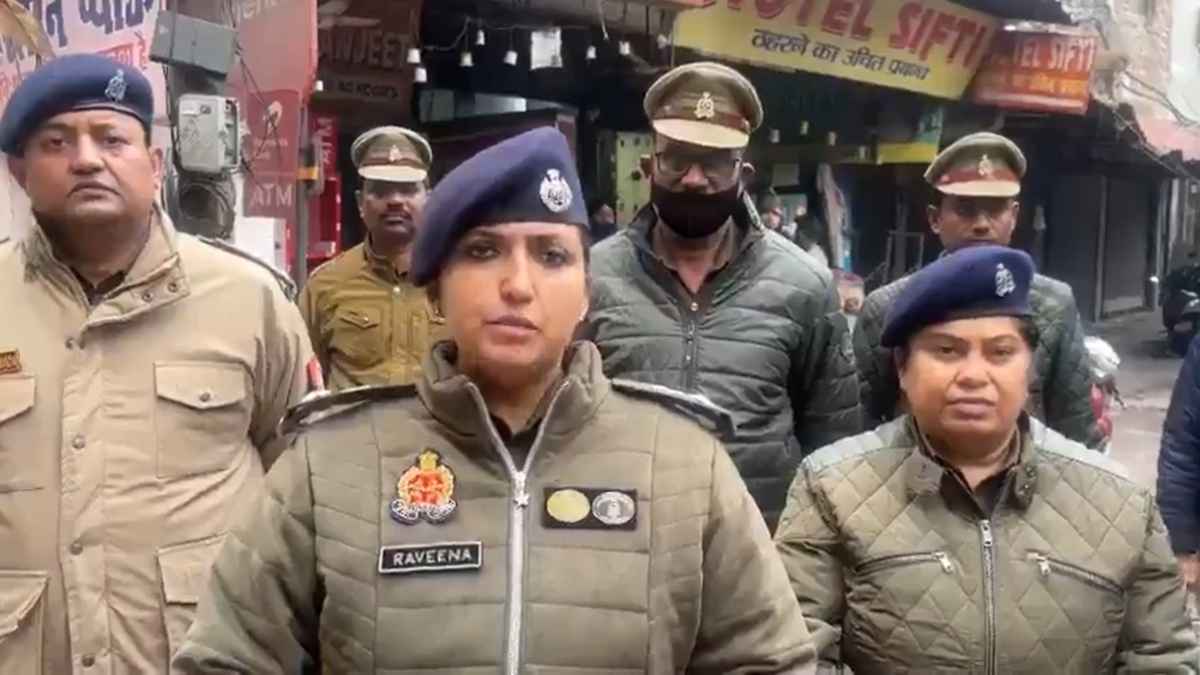 लखनऊ में बेटे ने मां और 4 बहनों को मार डाला, आगरा से न्यू ईयर मनाने आए थे