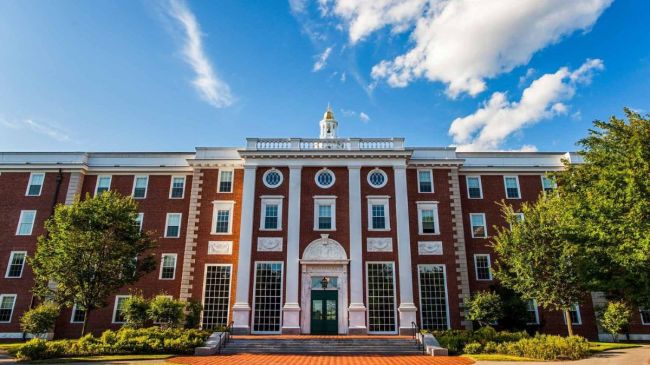 इसे कहते हैं अमीरी! पिता की एयरलाइन... प्राइवेट जेट, कैसी है हार्वर्ड स्टूडेंट्स की लाइफ? देखिए वीडियो Harvard Students