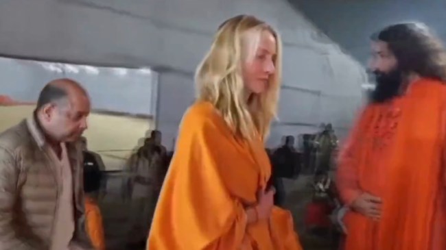 Laurene Powell Jobs In Maha Kumbh