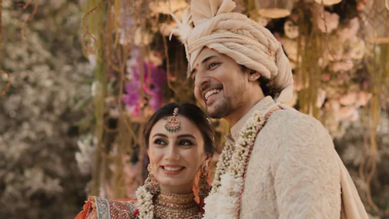 Darshan Raval Wedding Pictures Viral