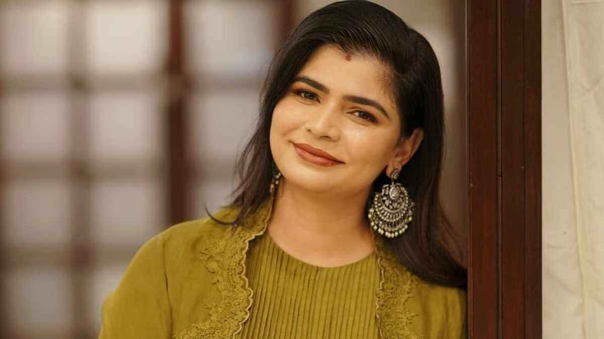 Viral Post : शादी के लिए कुंवारी लड़की नहीं मिली, एक्स यूजर के ट्वीट पर भड़कीं Chinmayi Sripaada