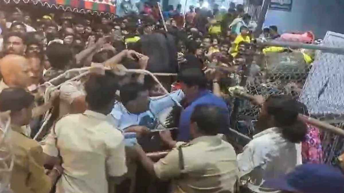 Tirupati Stampede के डराने वाले वीडियो, चीख पुकार के बीच गई थी 6 भक्तों की जान