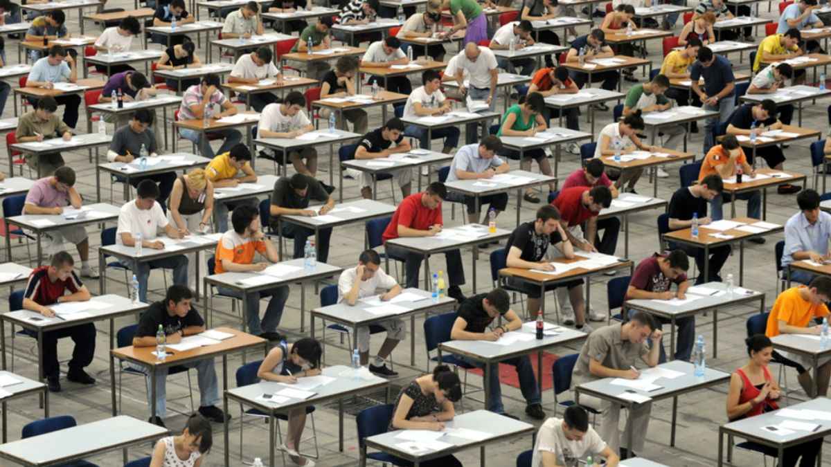 UPPSC New Exam Dates: असिस्टेंट प्रोफेसर की भर्ती परीक्षा की नई डेट जारी, कैंडिडेट यहां देखें पूरी जानकारी