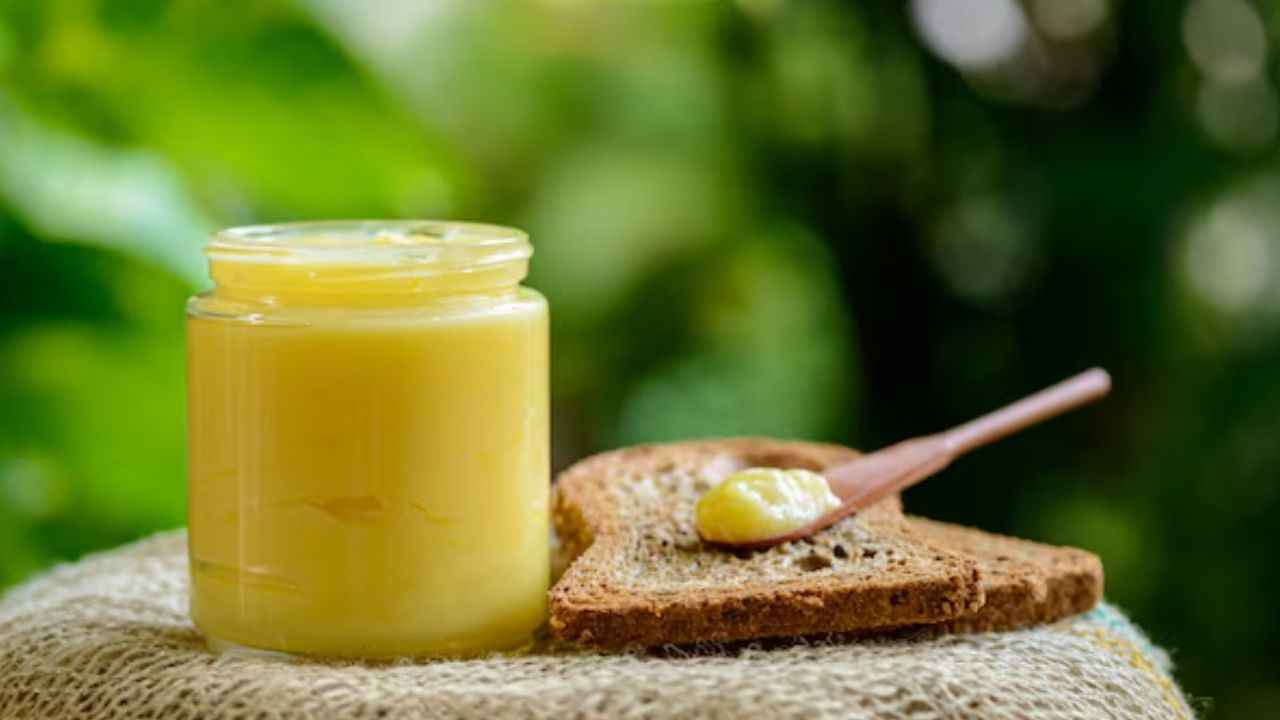 Ghee Side Effects: मिलावटी घी खाने से होते हैं 3 नुकसान! जानें कैसे करें पहचान