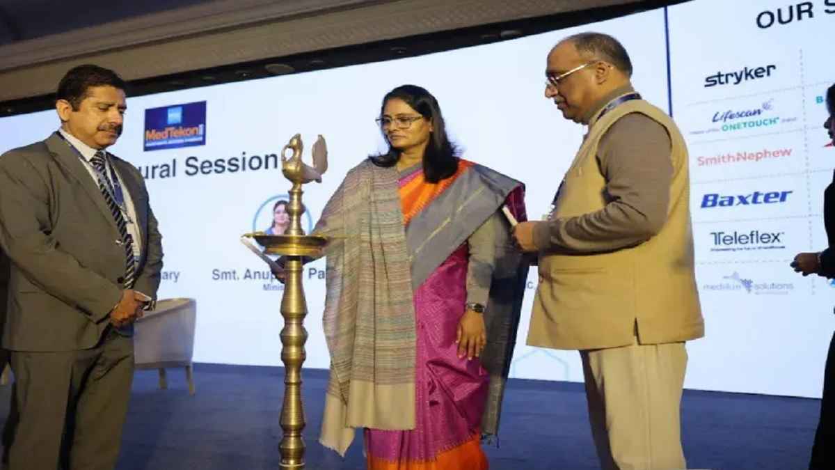 MedTech हिस्सेदारी को 10-12 प्रतिशत तक बढ़ाएगा भारत, MedTekon में बोलीं केंद्रीय मंत्री अनुप्रिया पटेल