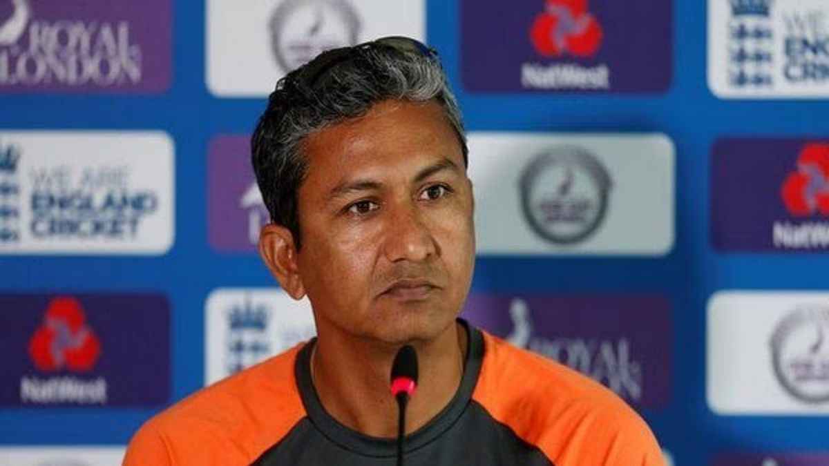 'टेस्ट क्रिकेट में उन्हें रनों की भूख दिखानी होगी', दिग्गज बल्लेबाज की खराब फॉर्म को लेकर बांगर ने दिया बड़ा बयान