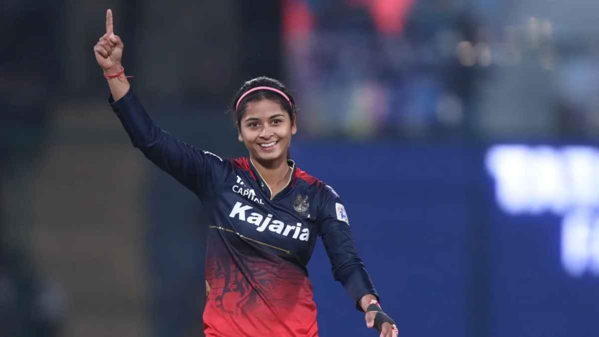 WPL 2025 से बाहर हुईं श्रेयंका पाटिल, RCB ने इस खिलाड़ी को रिप्लेसमेंट के रूप में साइन किया